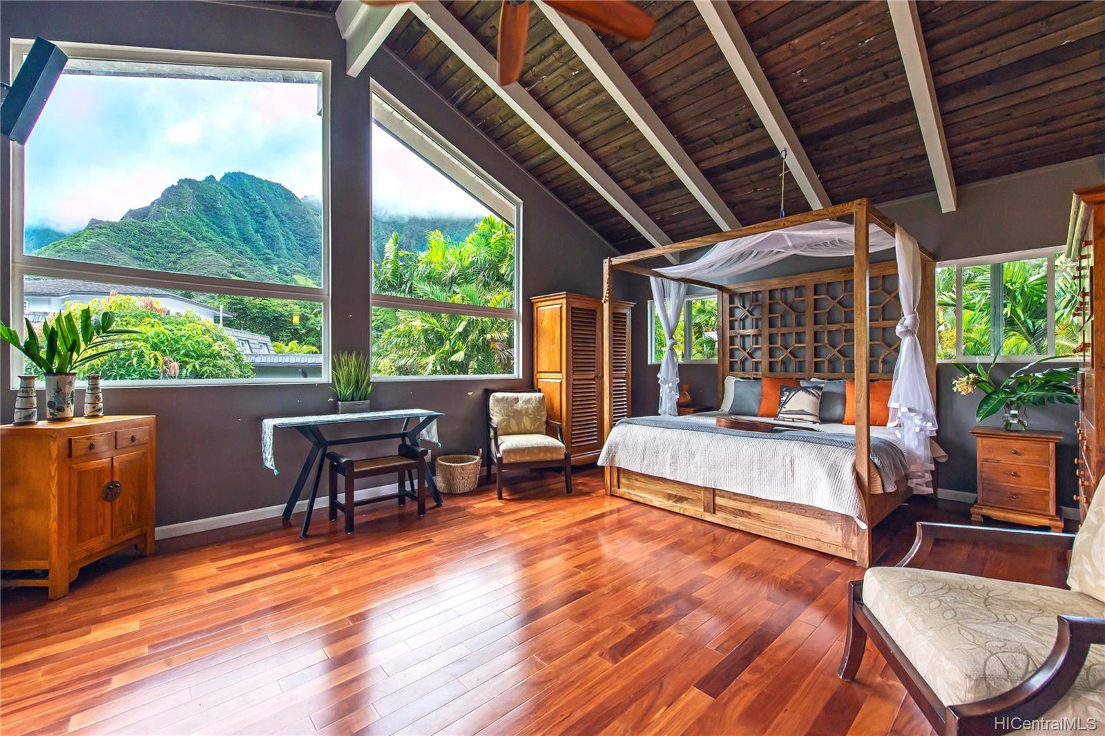 46348 Hololio Street , Kaneohe, Hi 96744 home Haiku Plantation Kaneohe