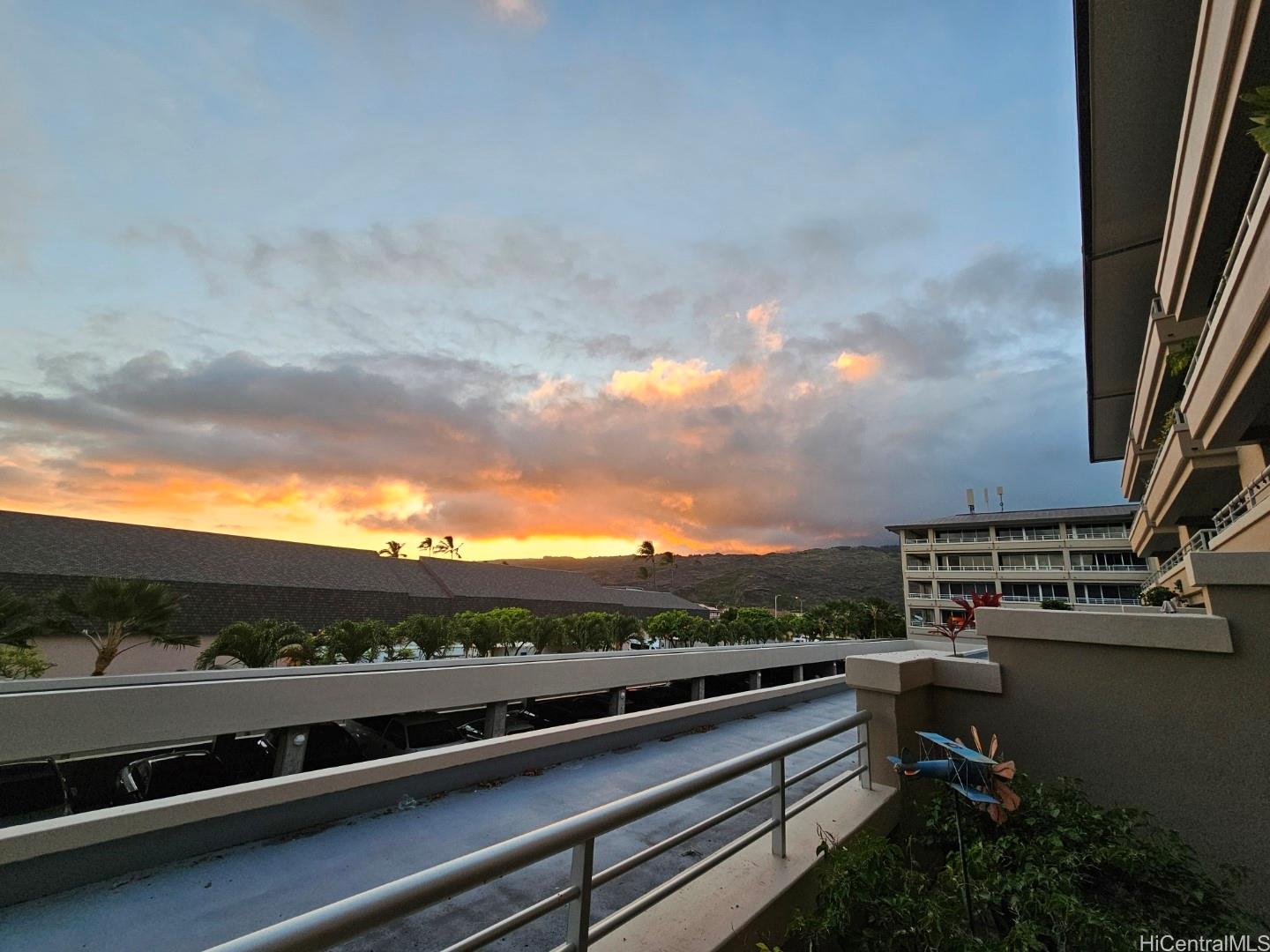 Kalele Kai condo # 1311, Honolulu, Hawaii - photo 9 of 25