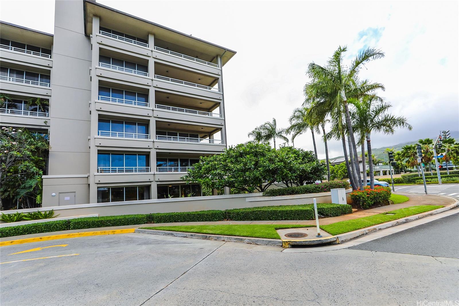 Kalele Kai condo # 2113, Honolulu, Hawaii - photo 20 of 24