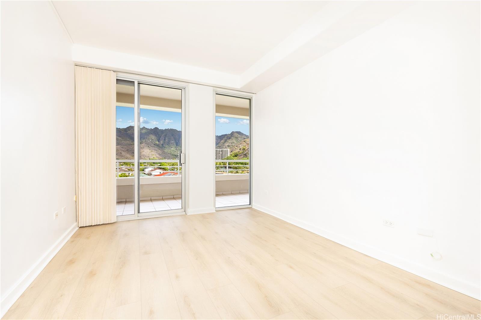 Kalele Kai condo # 2511, Honolulu, Hawaii - photo 11 of 23