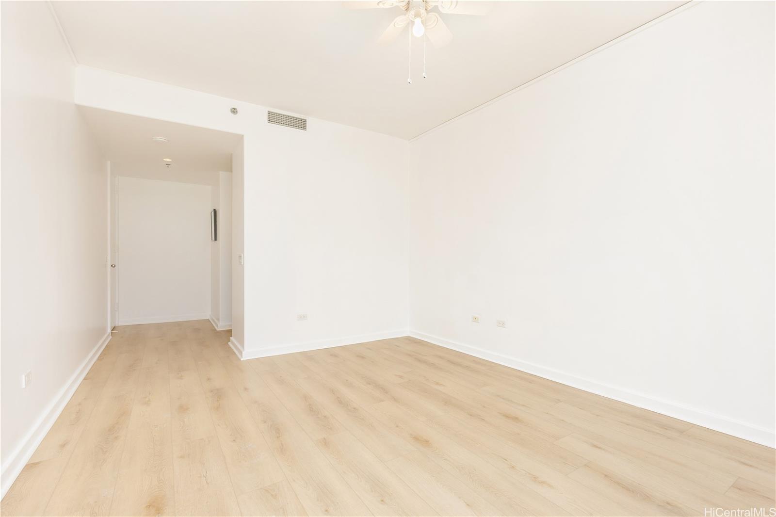 Kalele Kai condo # 2511, Honolulu, Hawaii - photo 7 of 23