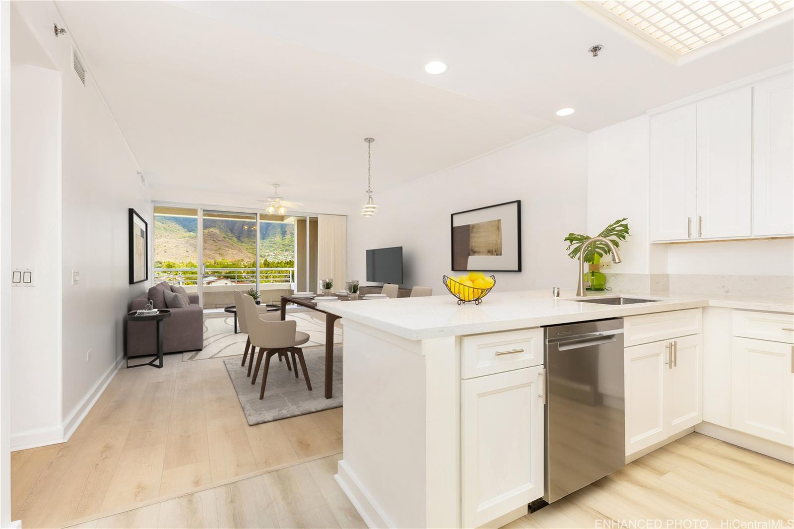 Kalele Kai condo # 2511, Honolulu, Hawaii - photo 4 of 24