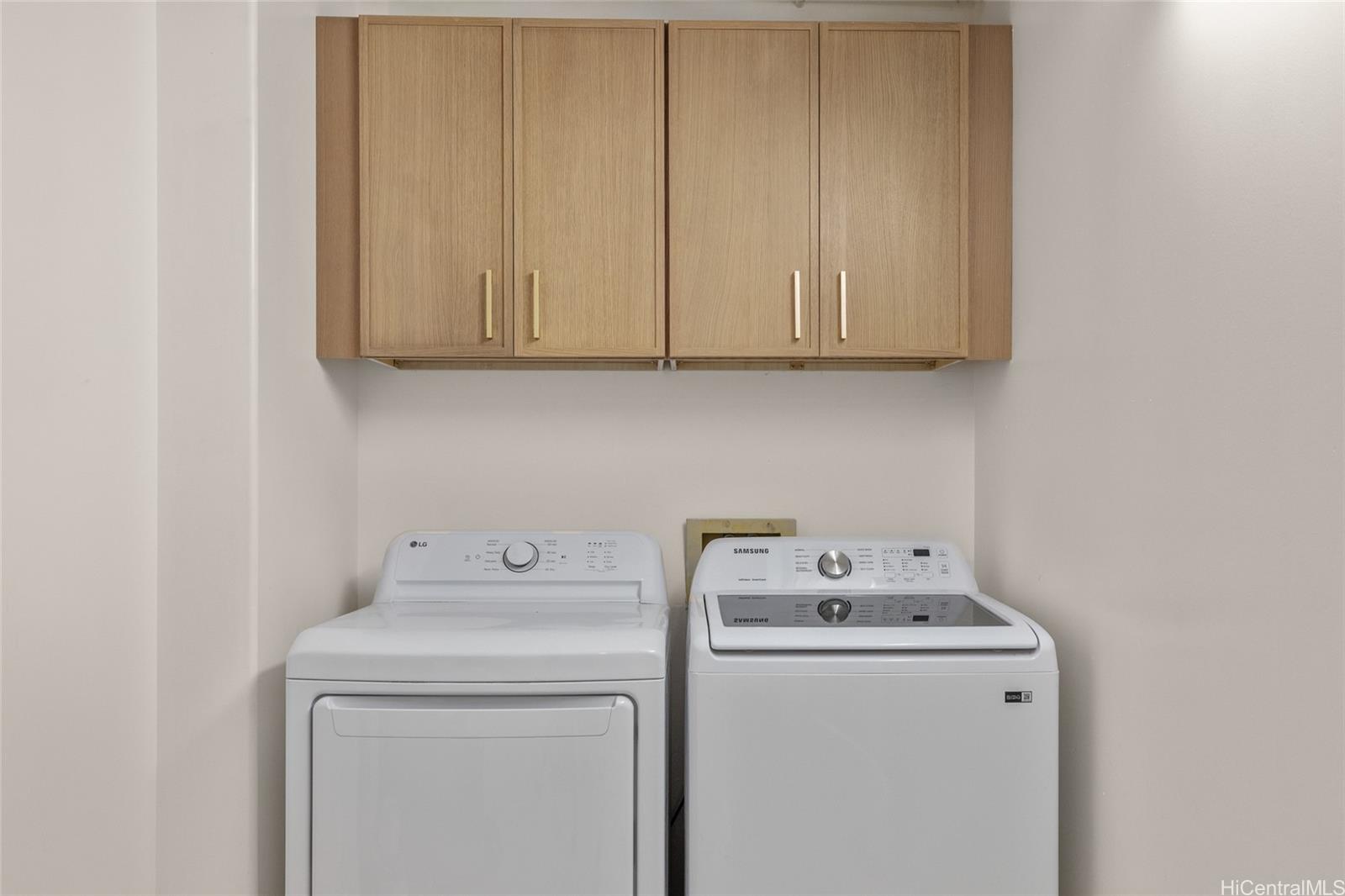 Kalele Kai condo # 3304, Honolulu, Hawaii - photo 5 of 24