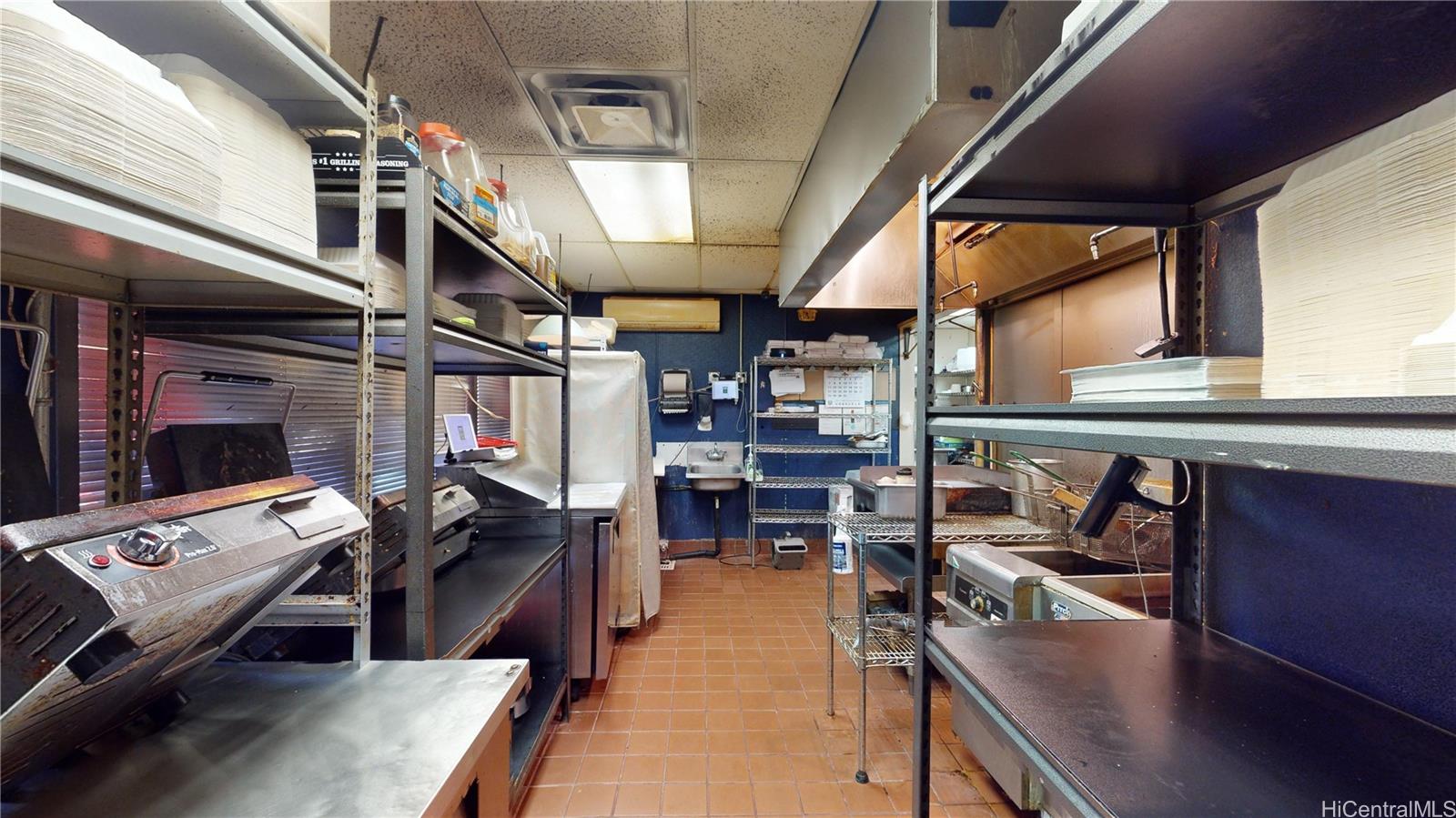 100 Beretania Street Chinatown  - photo 7 of 11