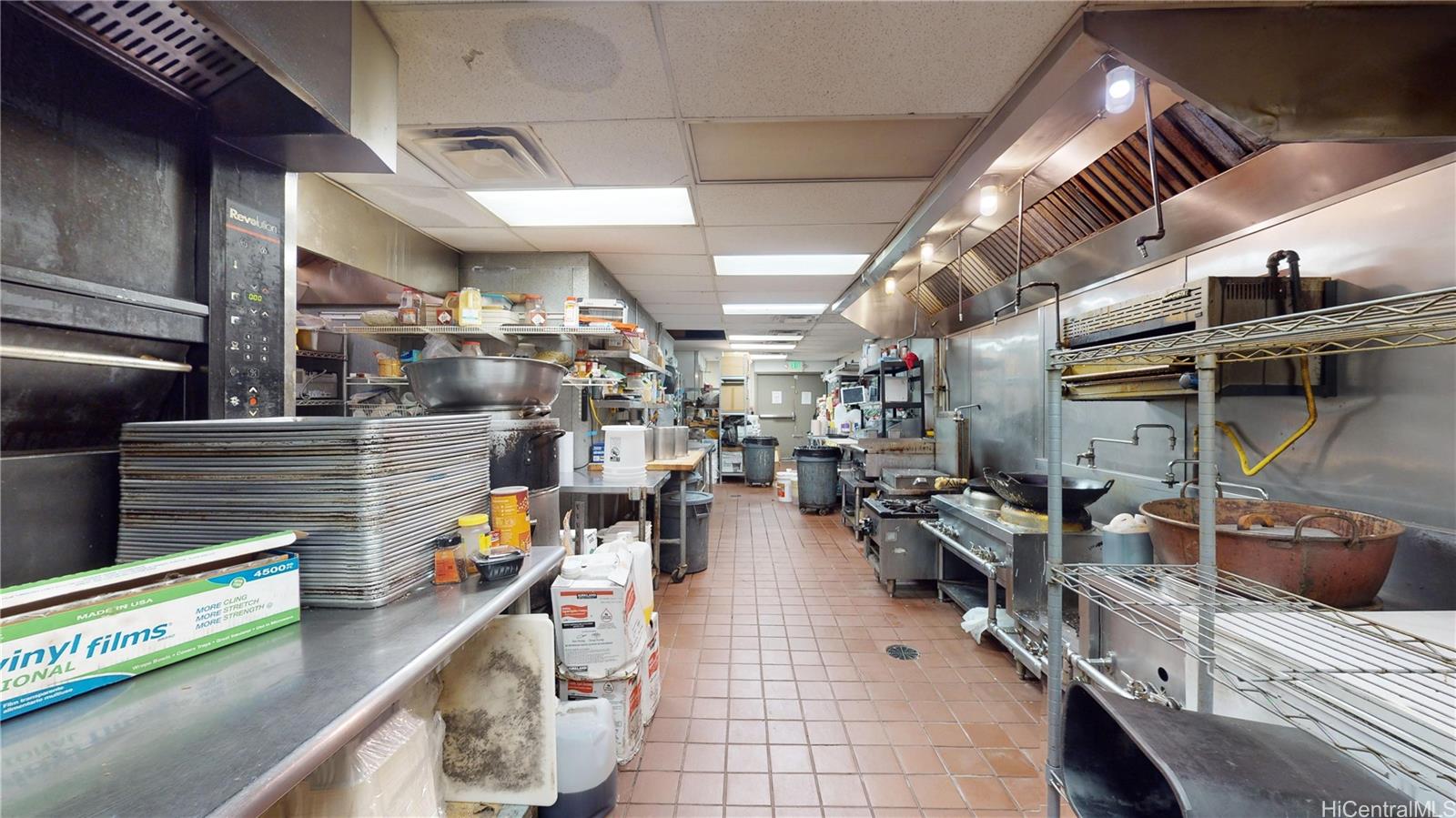 100 Beretania Street Chinatown  - photo 9 of 11