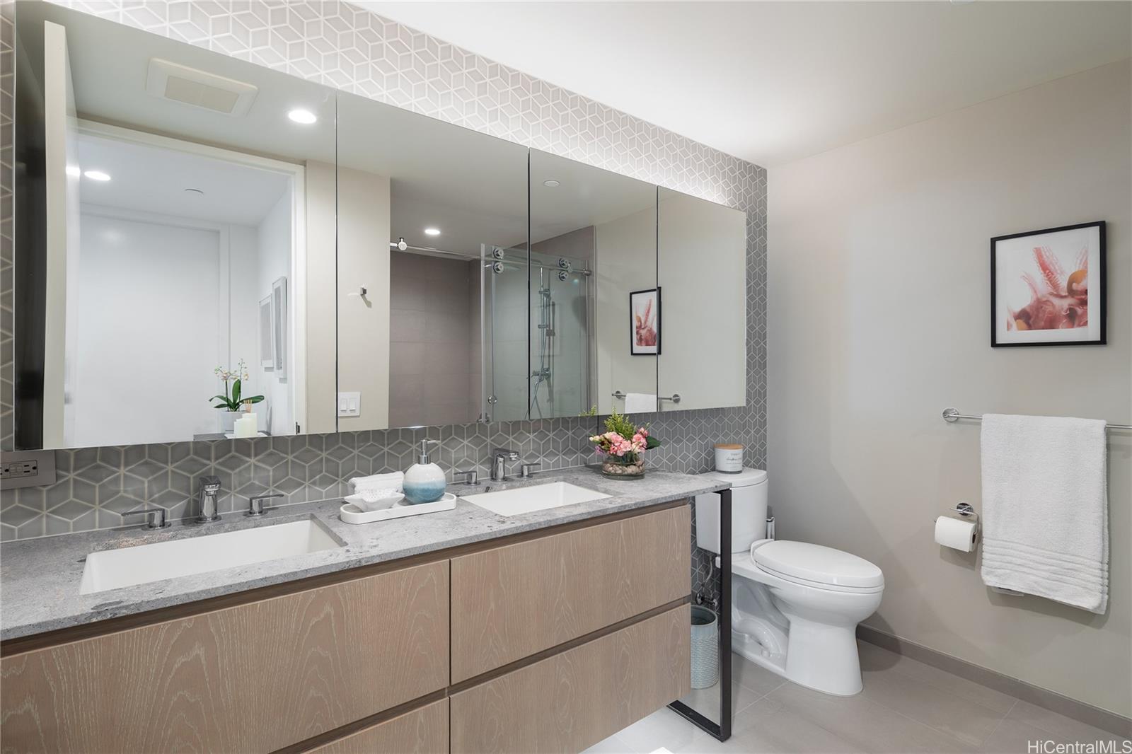 Koula condo # 1002, Honolulu, Hawaii - photo 11 of 25