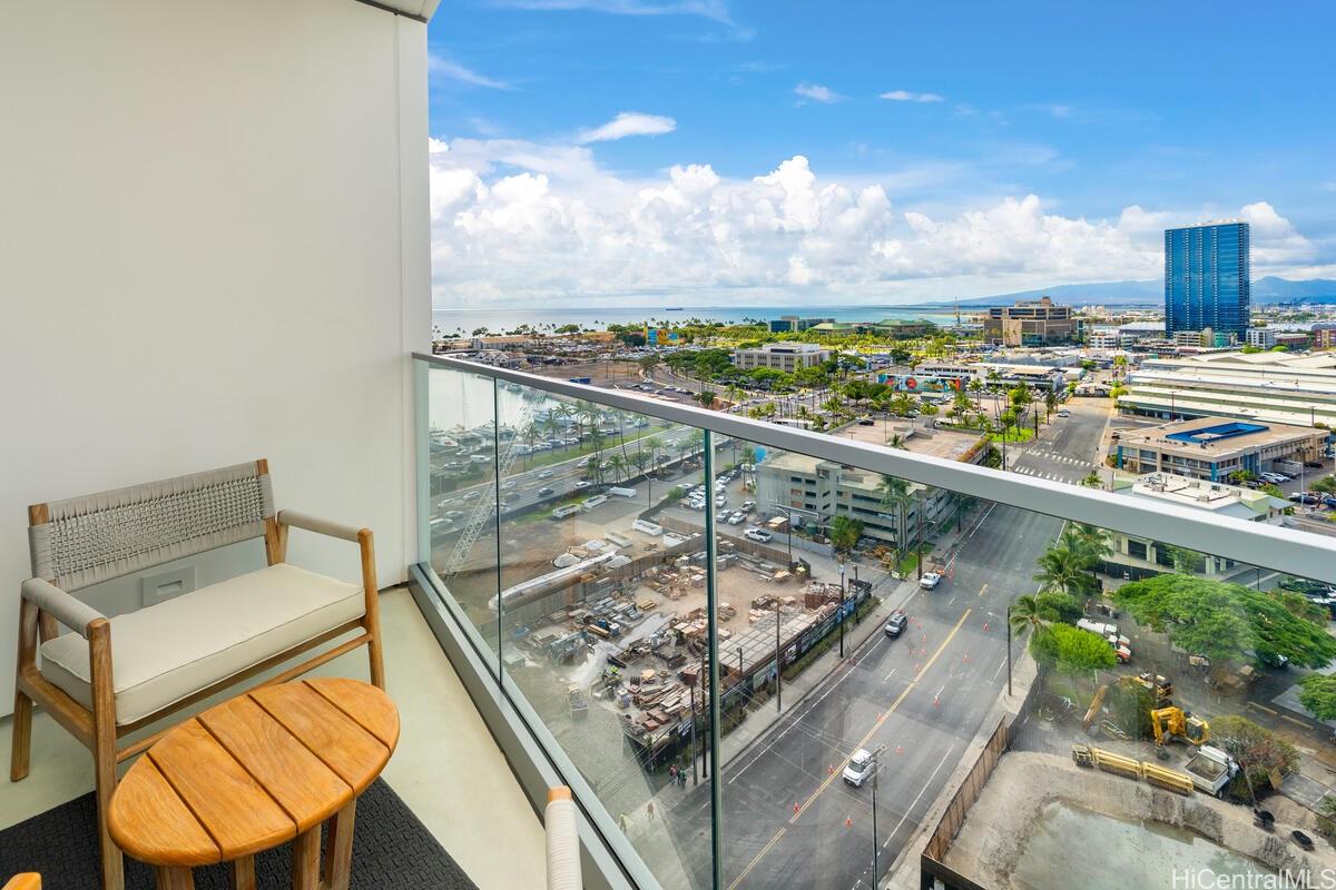 Koula condo # 1303, Honolulu, Hawaii - photo 6 of 23