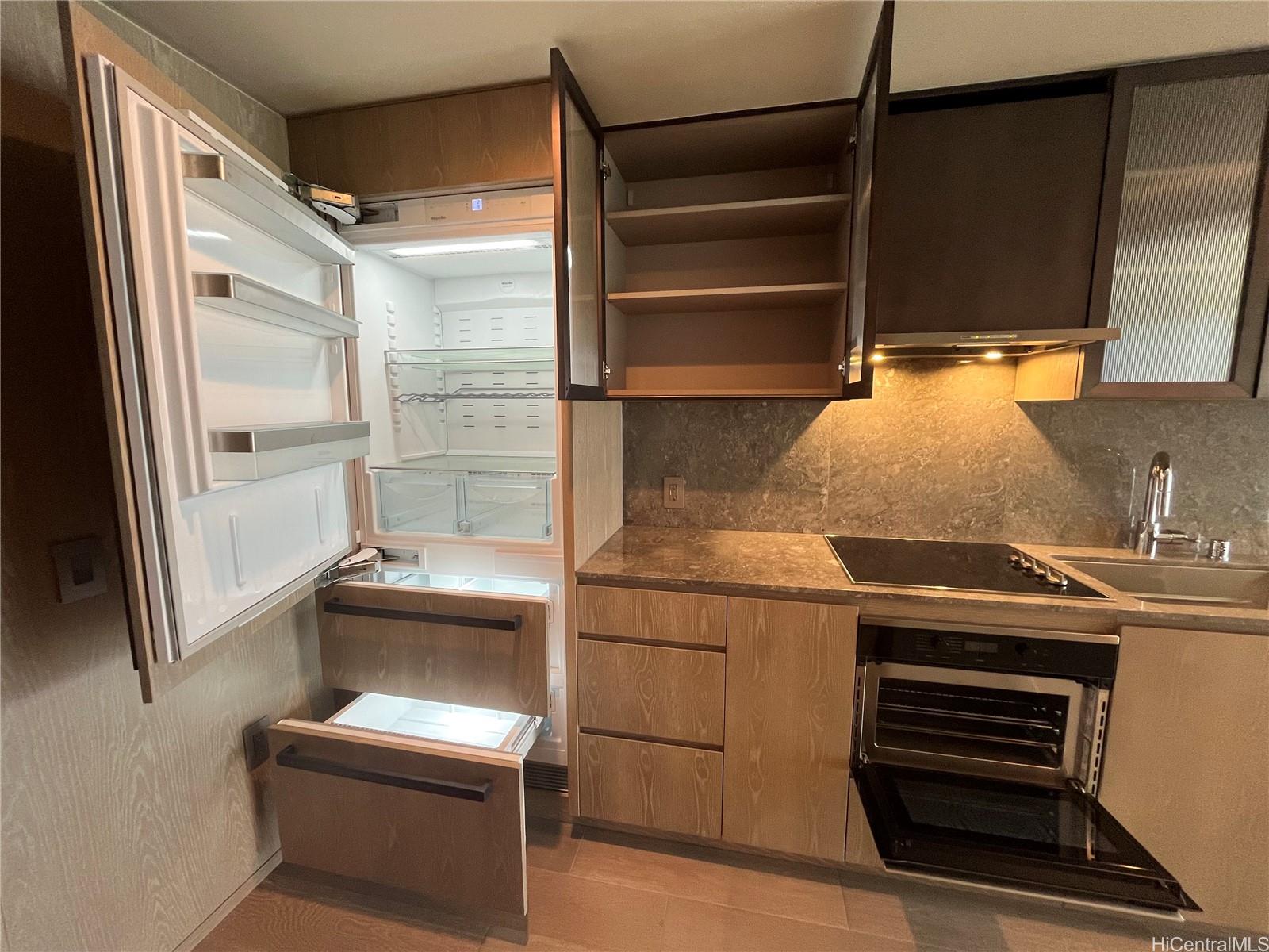 1000 Auahi Street Honolulu - Rental - photo 14 of 25