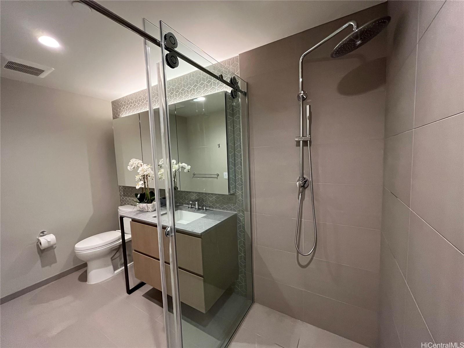 1000 Auahi Street Honolulu - Rental - photo 10 of 25