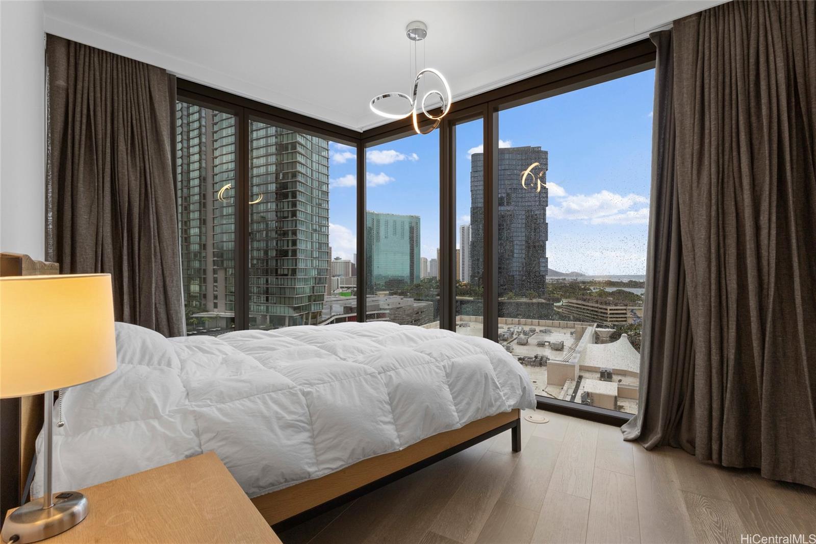 Koula condo # 1310, Honolulu, Hawaii - photo 16 of 24