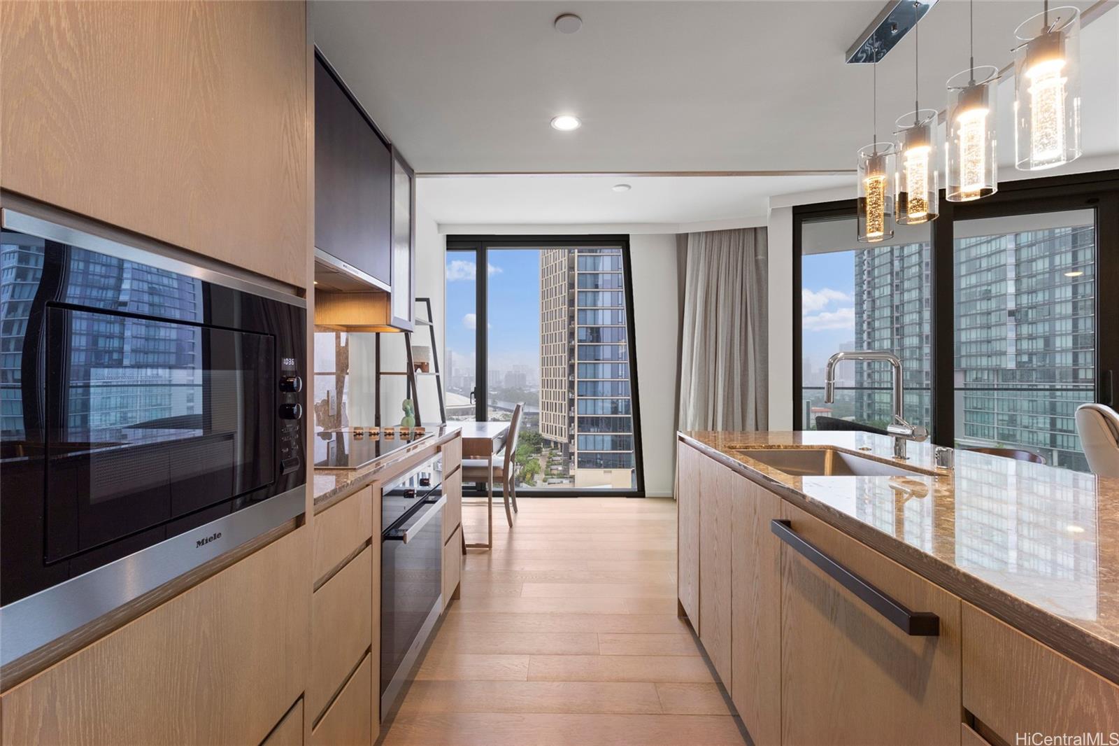 Koula condo # 1310, Honolulu, Hawaii - photo 3 of 24