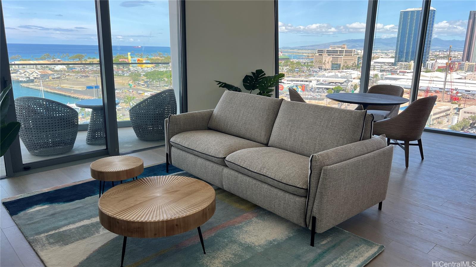 1000 Auahi St Honolulu - Rental - photo 2 of 22