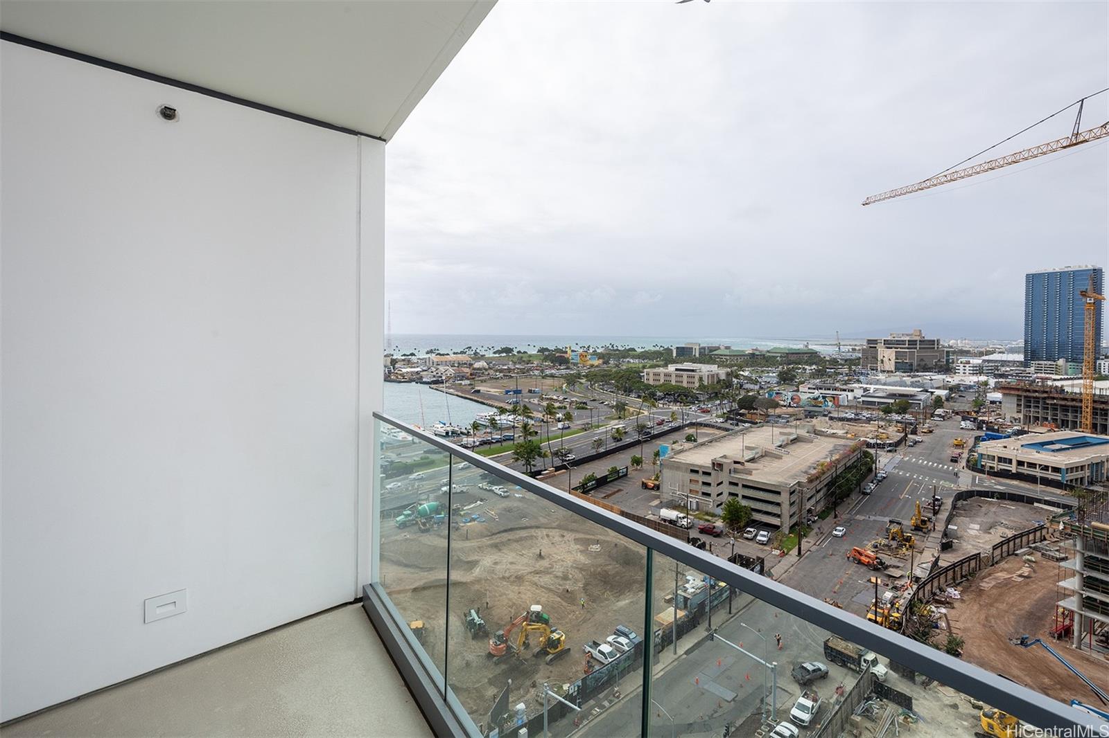 1000 Auahi St Honolulu - Rental - photo 12 of 25