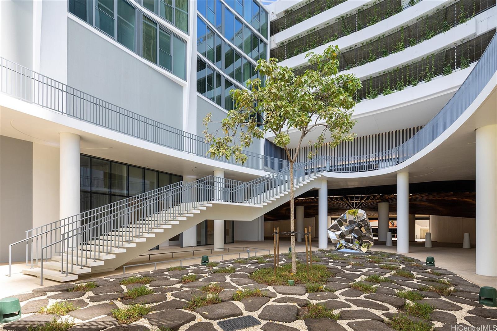 1000 Auahi St Honolulu - Rental - photo 21 of 25