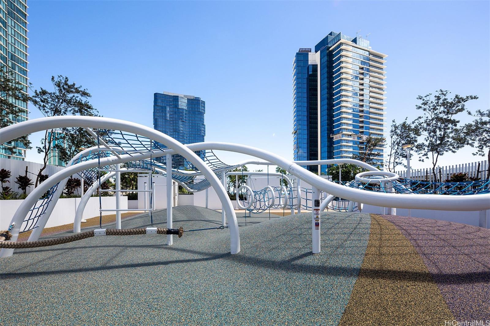 1000 Auahi St Honolulu - Rental - photo 22 of 25