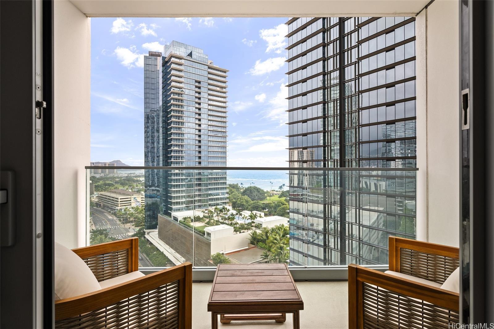 1000 Auahi St Honolulu - Rental - photo 16 of 25