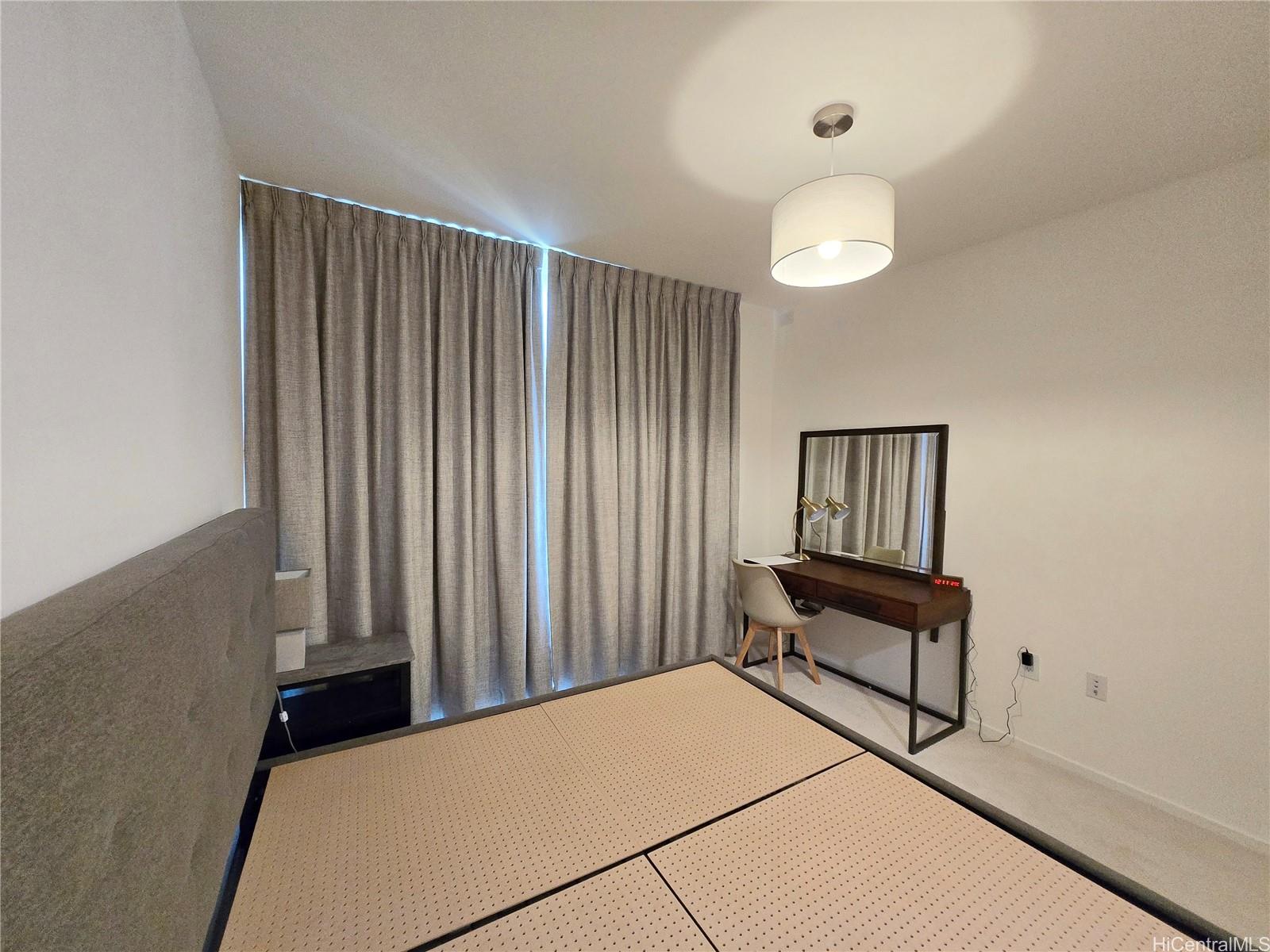 1000 Auahi Street Honolulu - Rental - photo 11 of 25