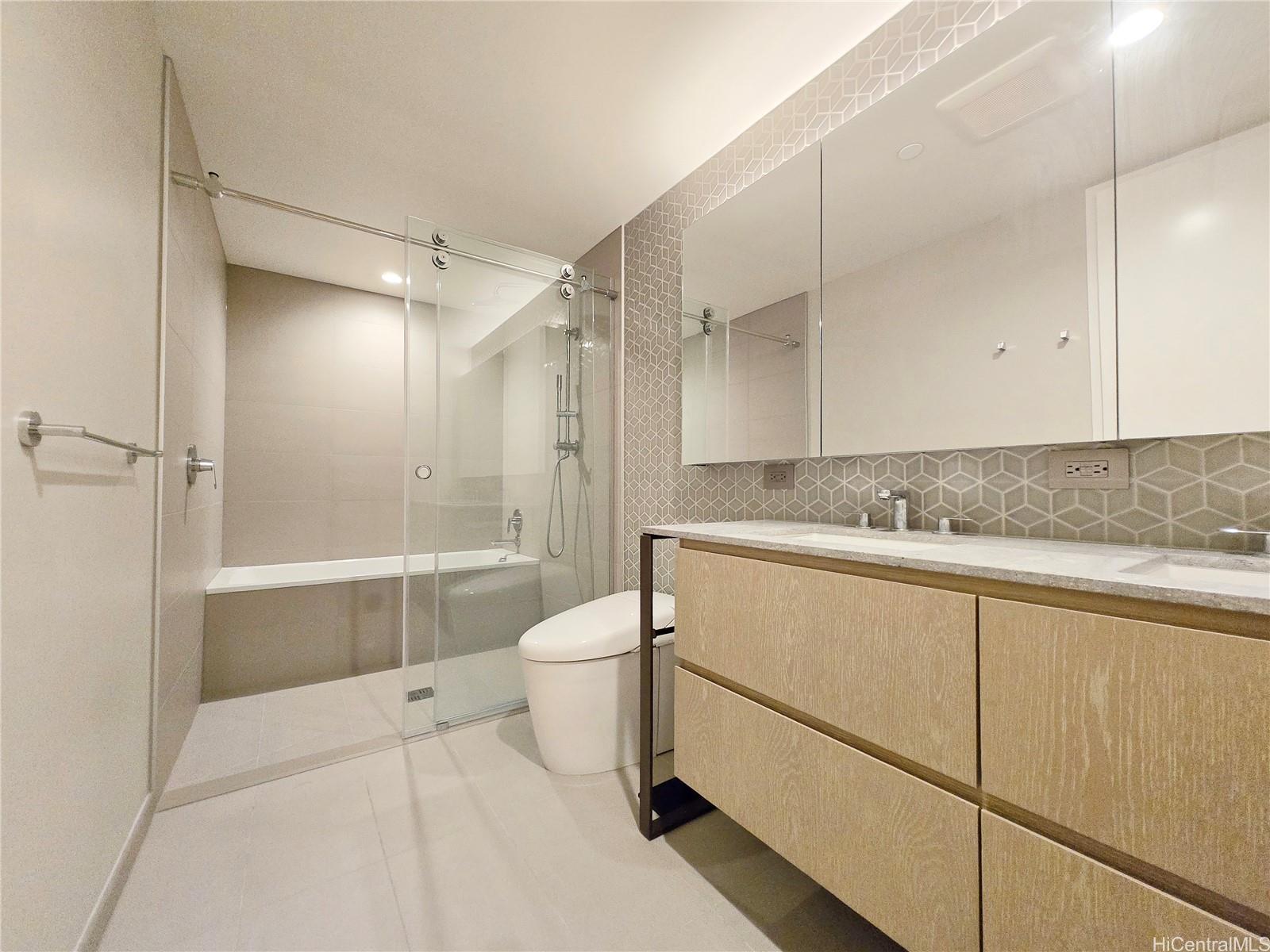 1000 Auahi Street Honolulu - Rental - photo 14 of 25