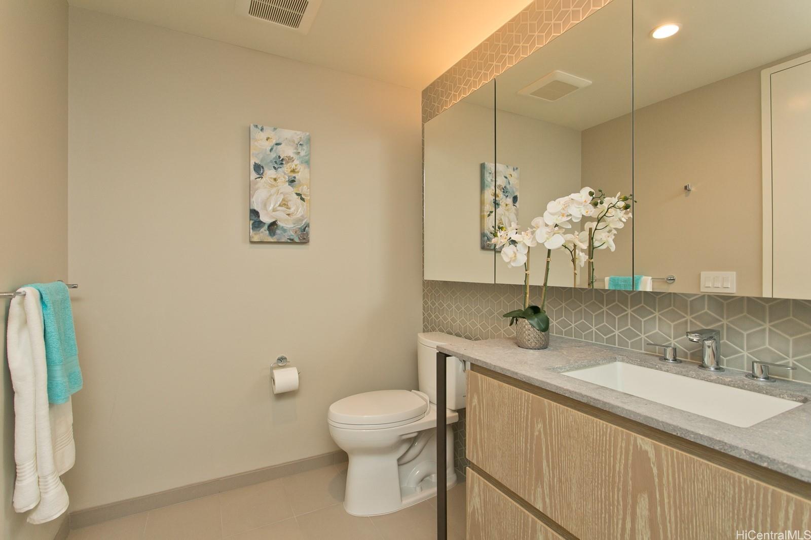 Koula condo # 1805, Honolulu, Hawaii - photo 6 of 15