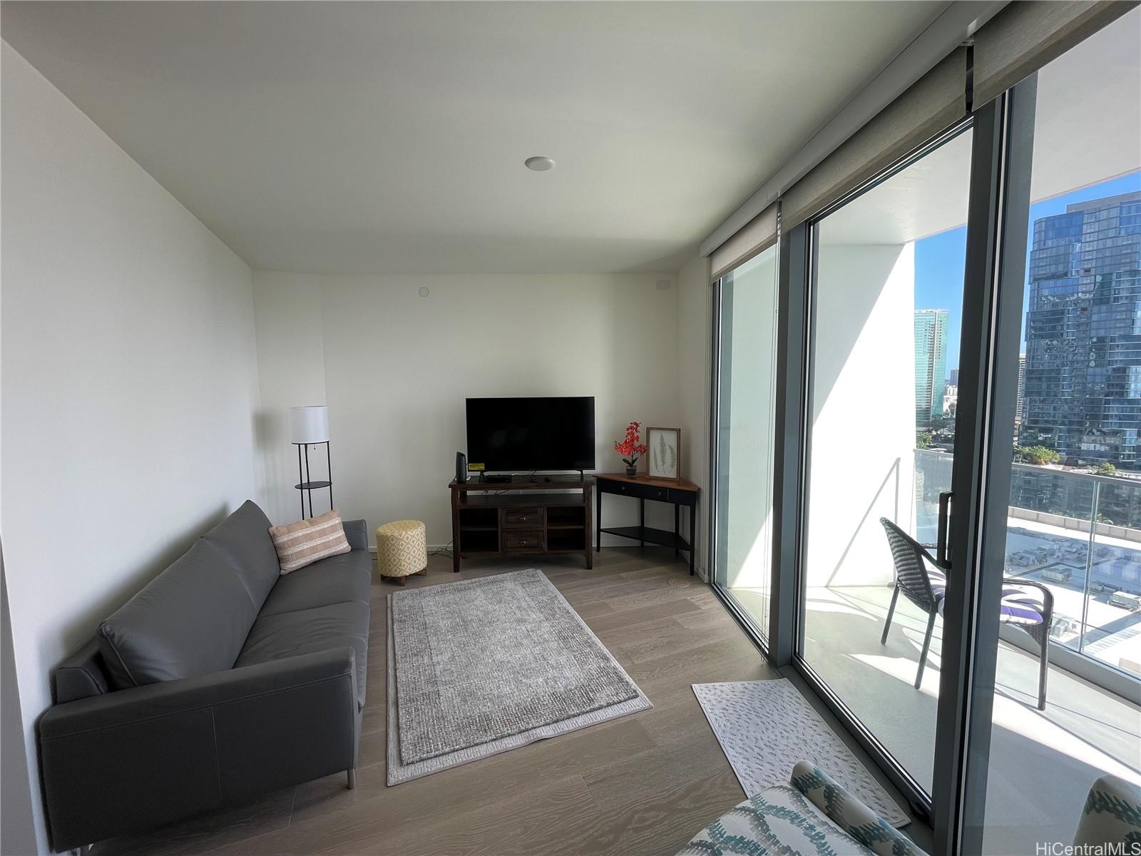 Koula condo # 1906, Honolulu, Hawaii - photo 4 of 18