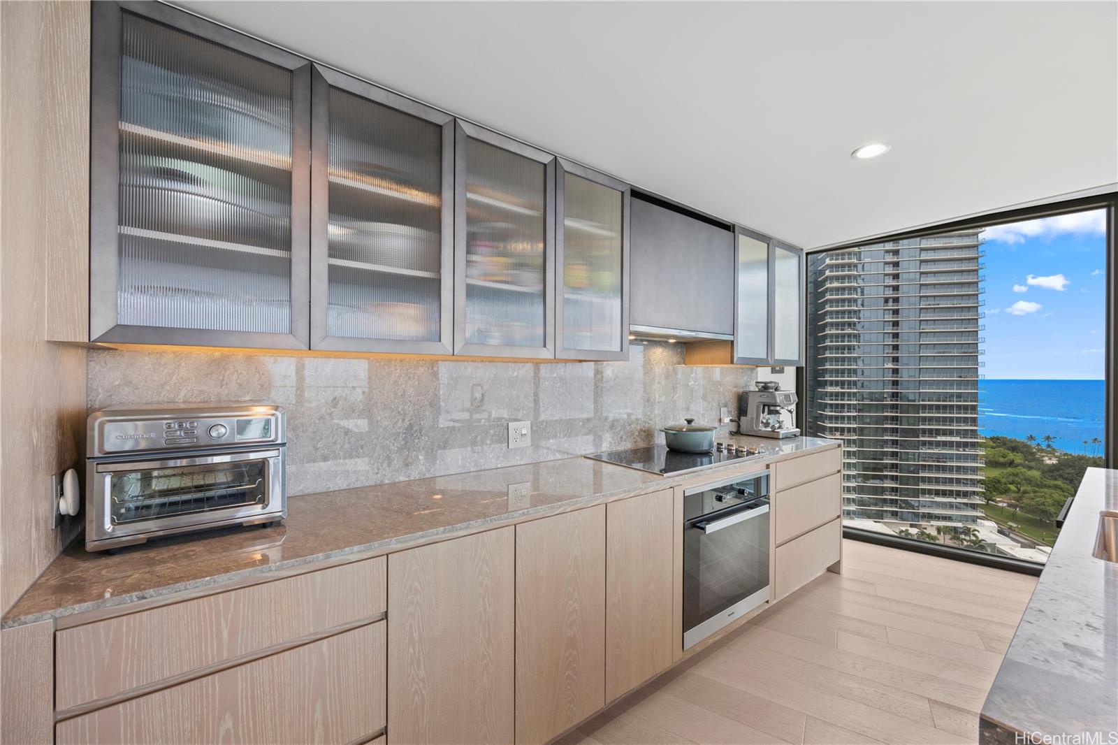 Koula condo # 2100, Honolulu, Hawaii - photo 12 of 25