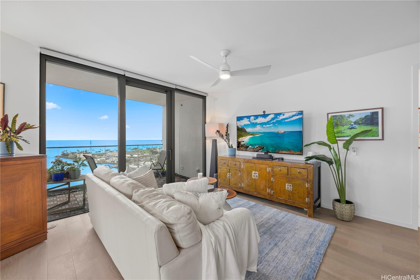 Koula condo # 2100, Honolulu, Hawaii - photo 3 of 25