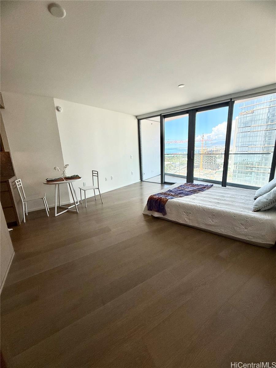 Koula condo # 2105, Honolulu, Hawaii - photo 2 of 25