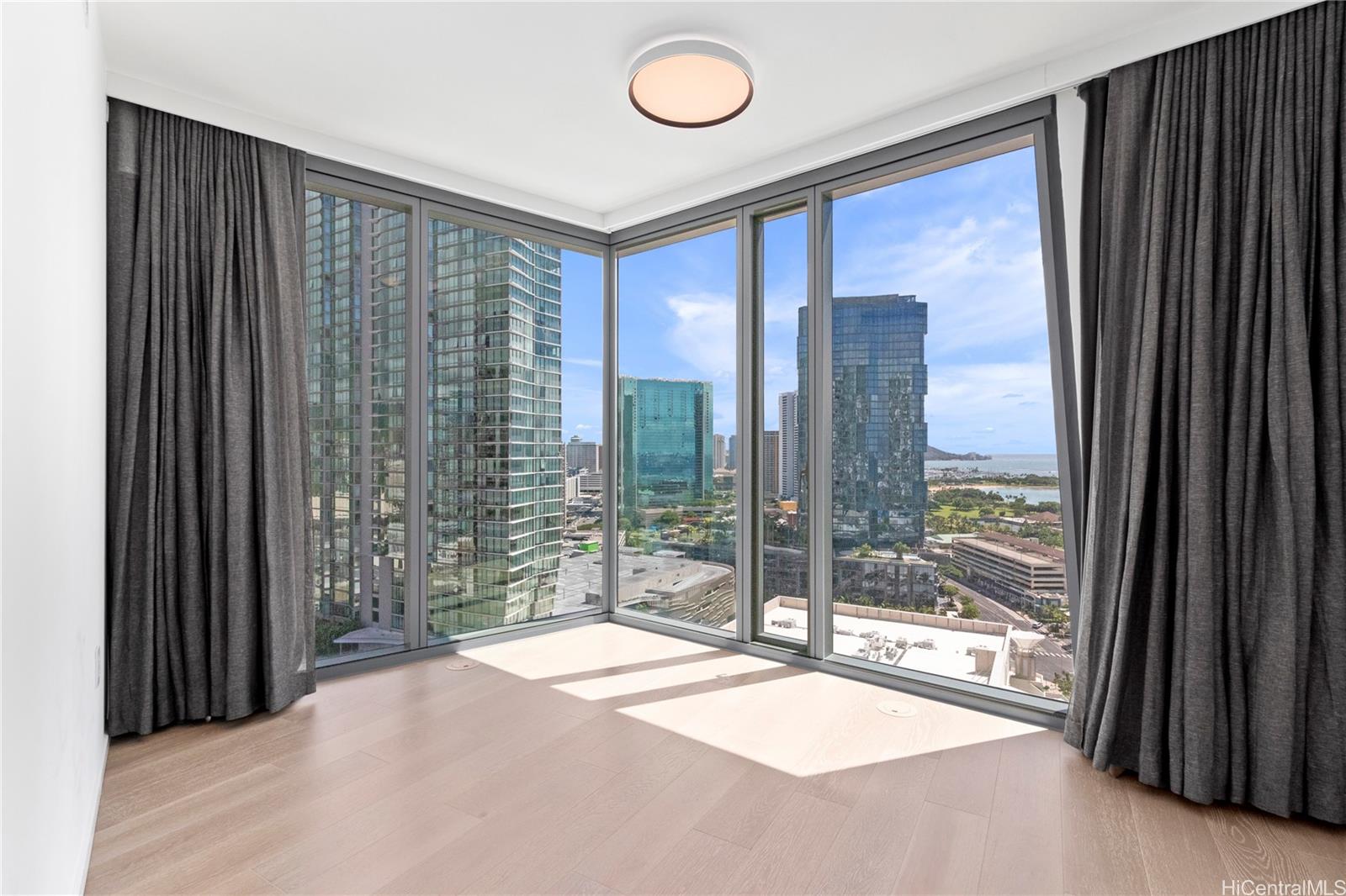 Koula condo # 2110, Honolulu, Hawaii - photo 11 of 24