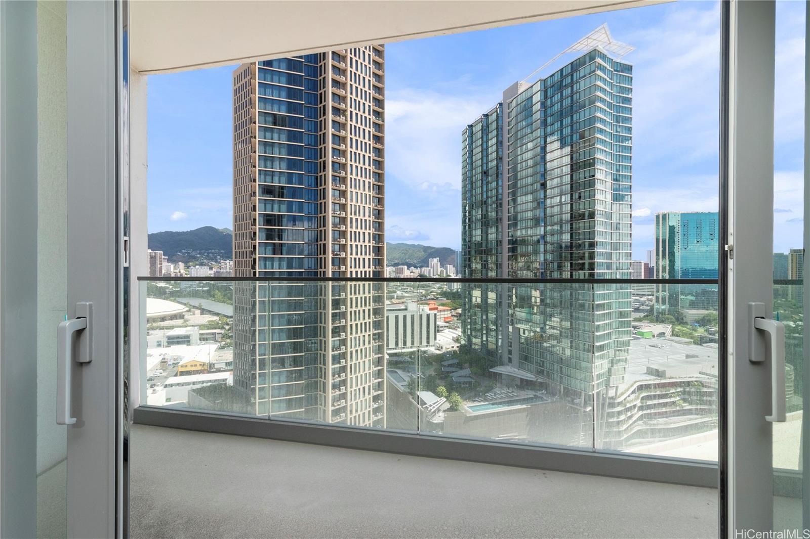 Koula condo # 2110, Honolulu, Hawaii - photo 6 of 24