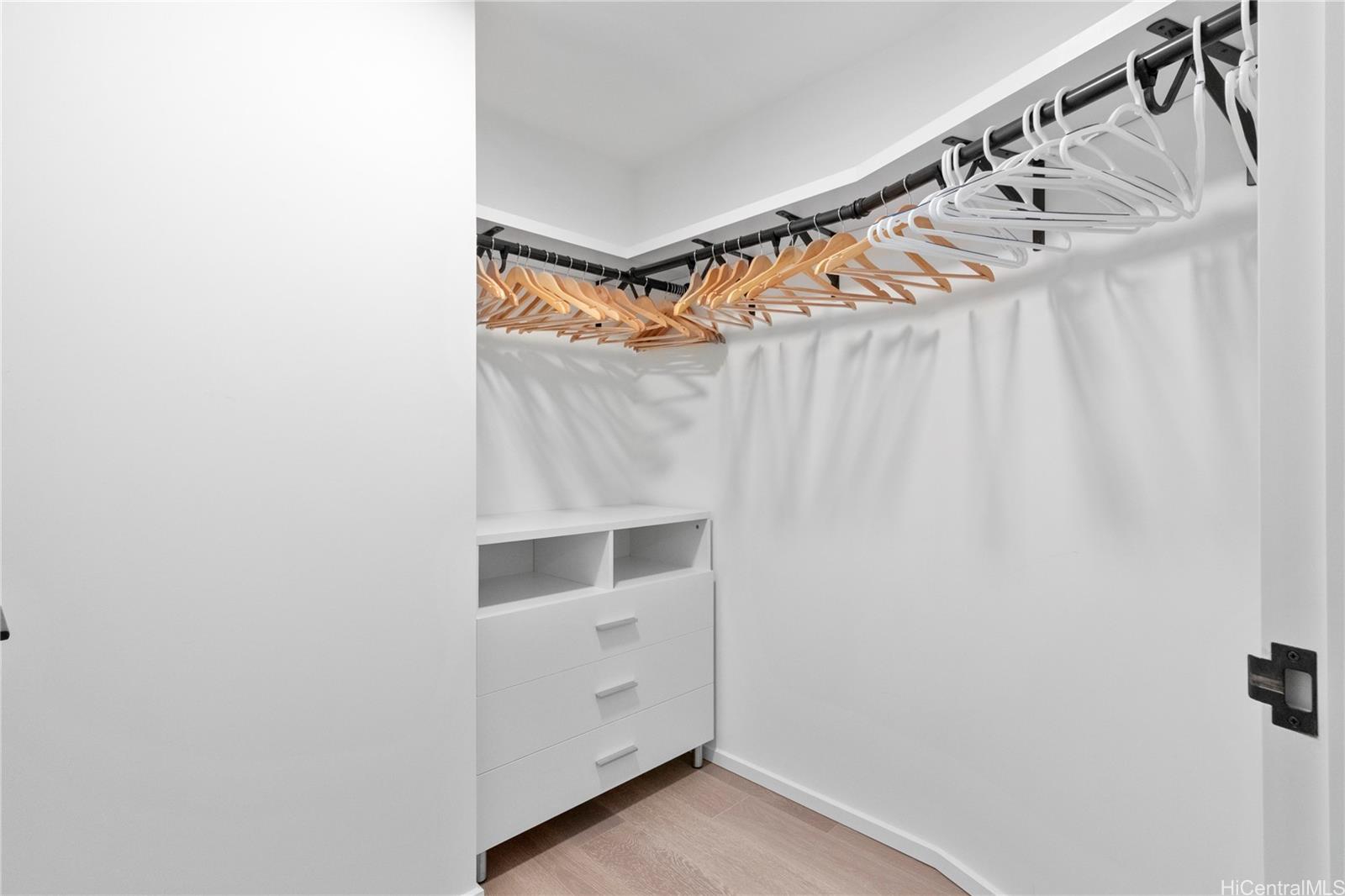 Koula condo # 2110, Honolulu, Hawaii - photo 9 of 24