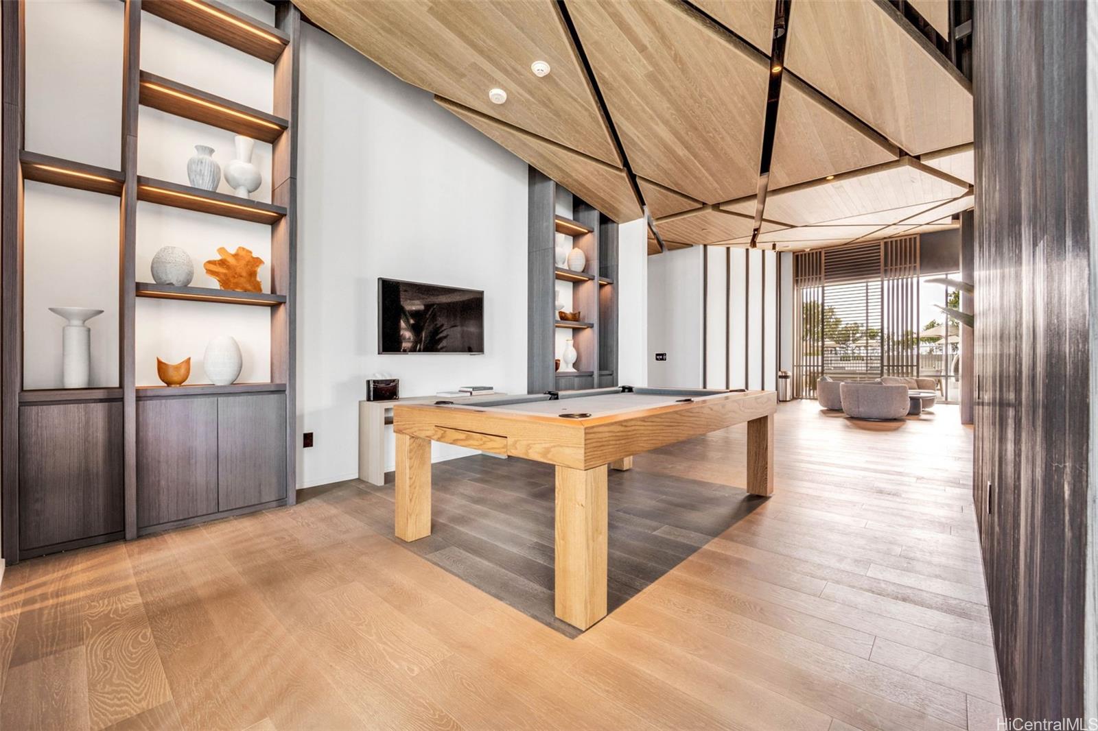 1000 Auahi St Honolulu - Rental - photo 11 of 21