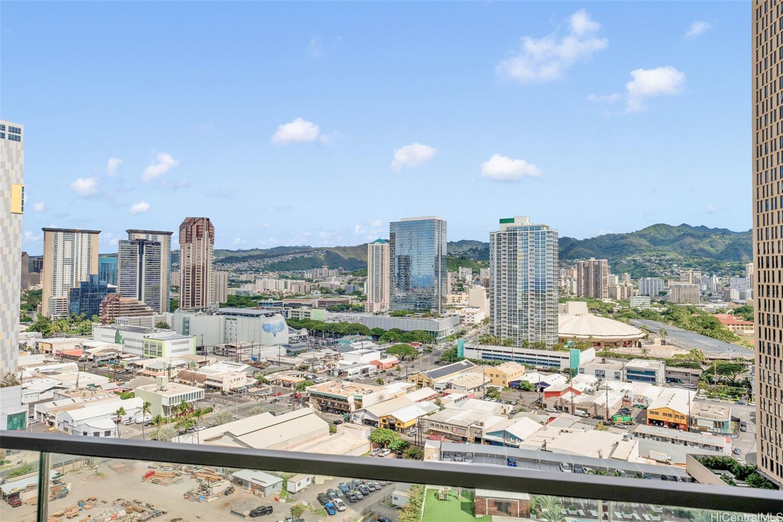 1000 Auahi St Honolulu - Rental - photo 8 of 21