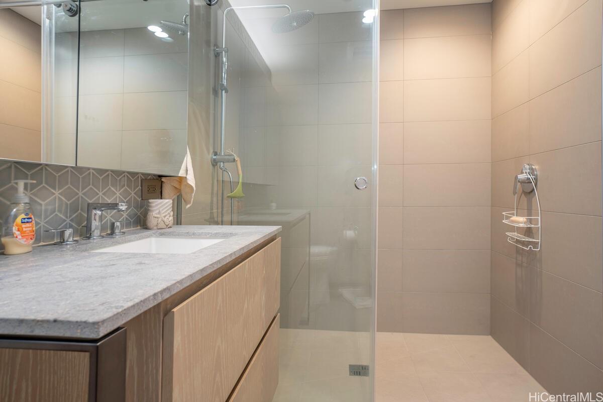 Koula condo # 2305, Honolulu, Hawaii - photo 4 of 17