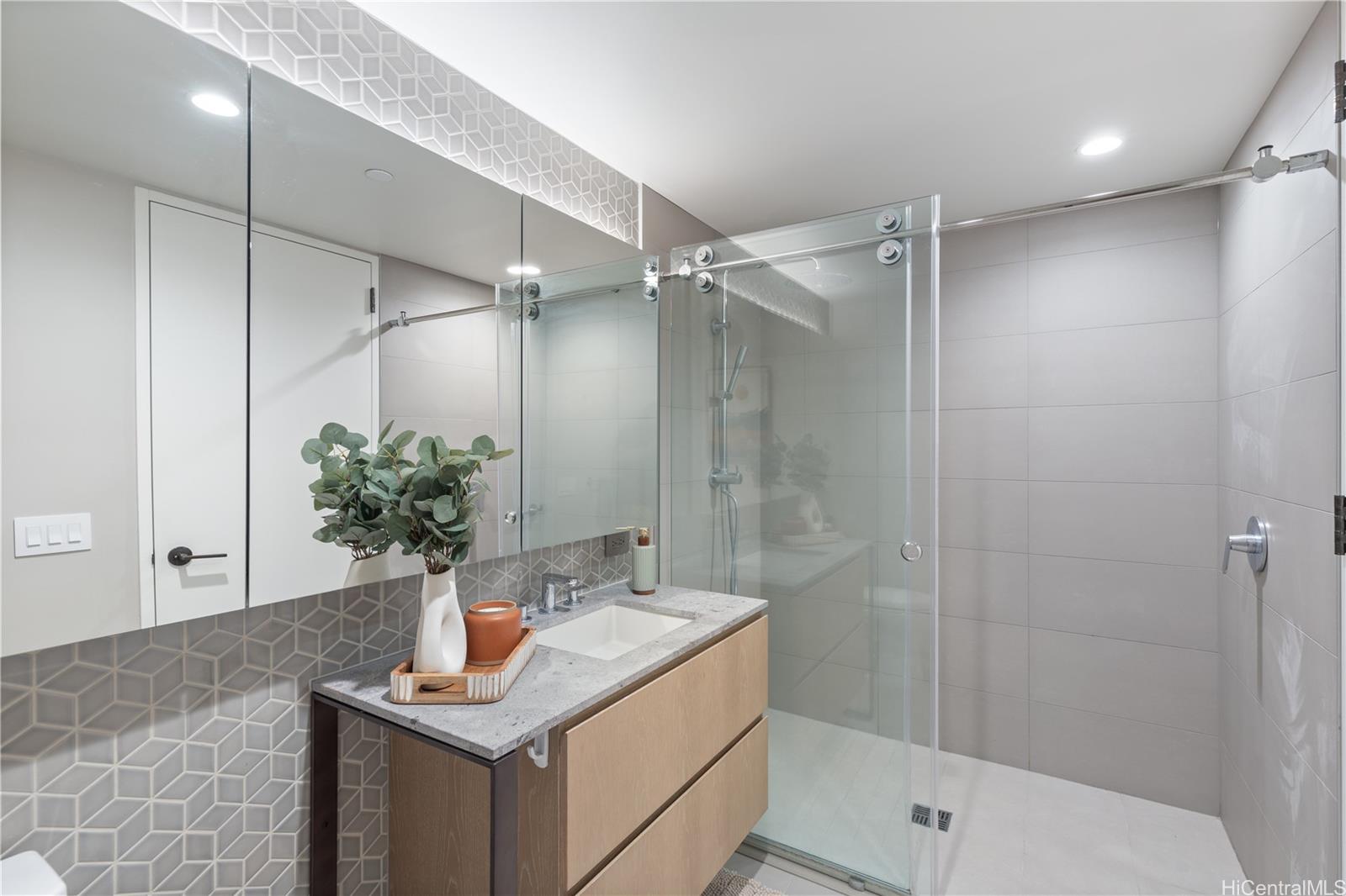 Koula condo # 2505, Honolulu, Hawaii - photo 13 of 23