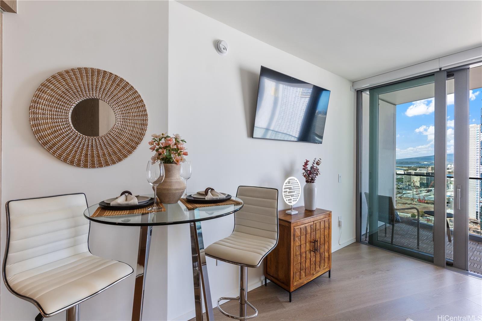 Koula condo # 2505, Honolulu, Hawaii - photo 5 of 23