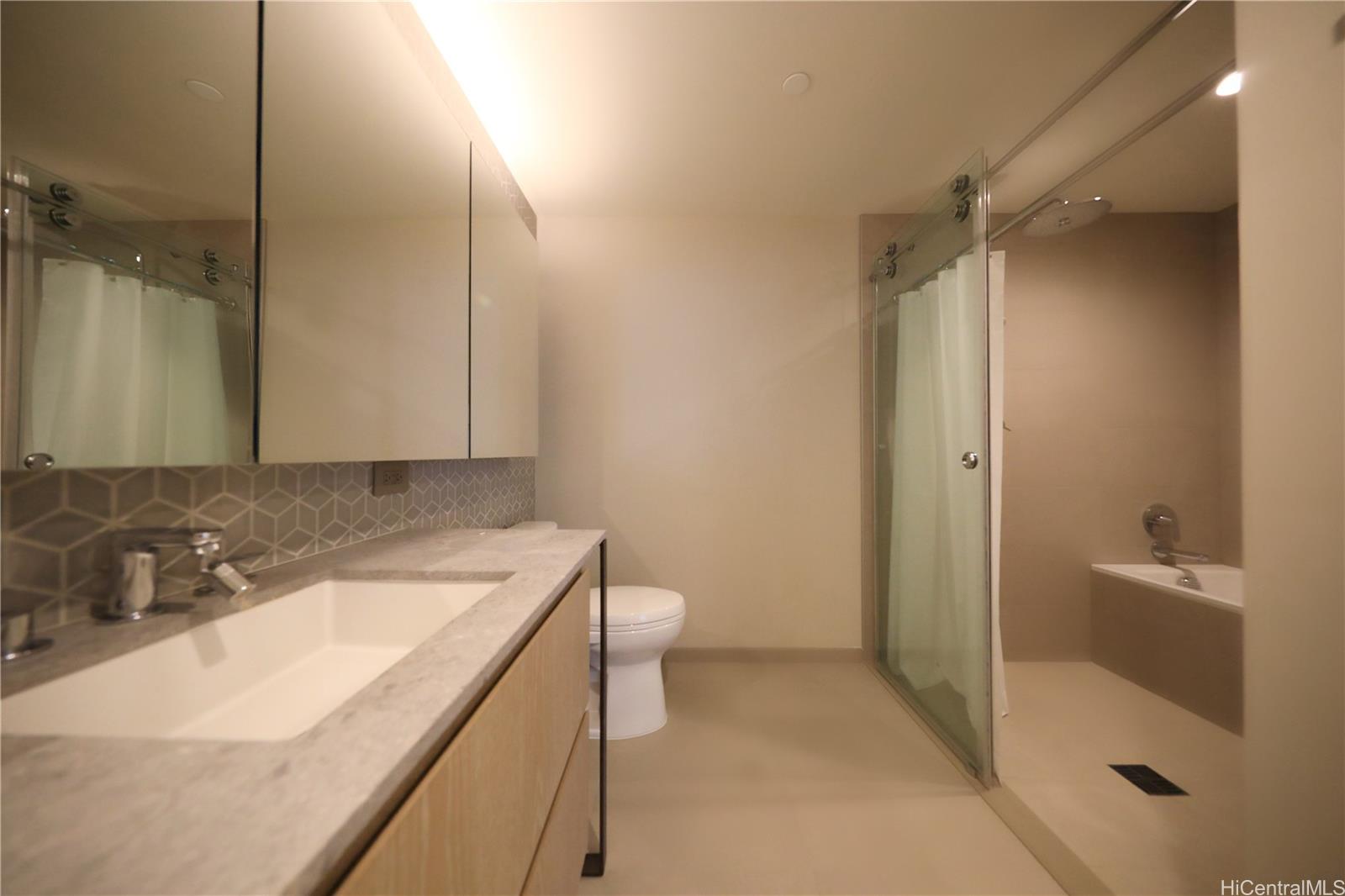 1000 Auahi Street Honolulu - Rental - photo 12 of 19