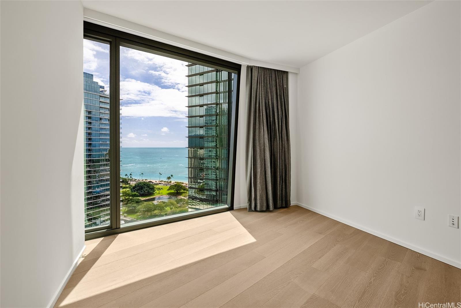 1000 Auahi St Honolulu - Rental - photo 16 of 25