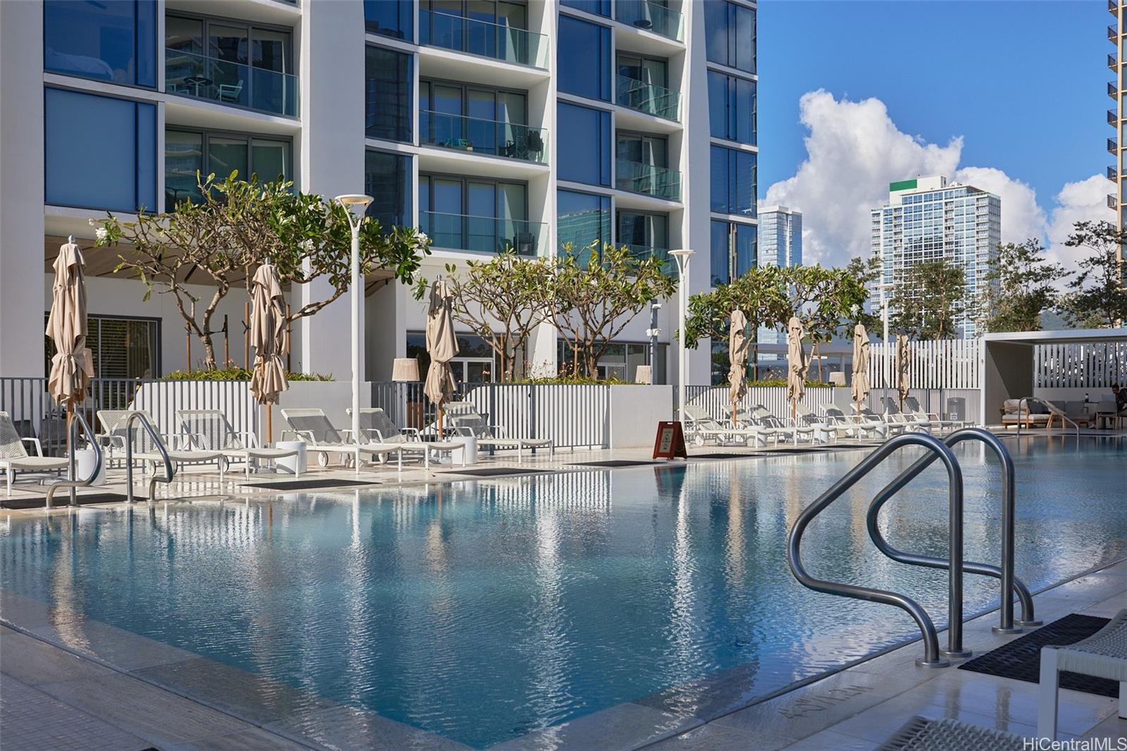 1000 Auahi St Honolulu - Rental - photo 21 of 25