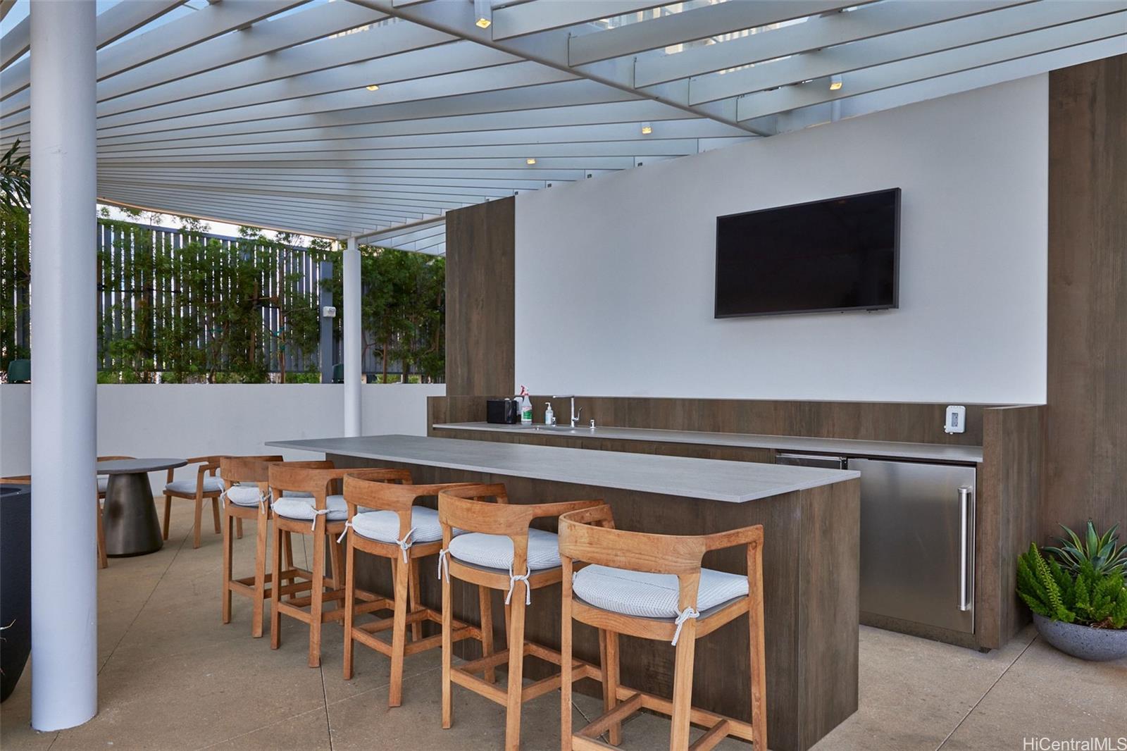 1000 Auahi St Honolulu - Rental - photo 23 of 25