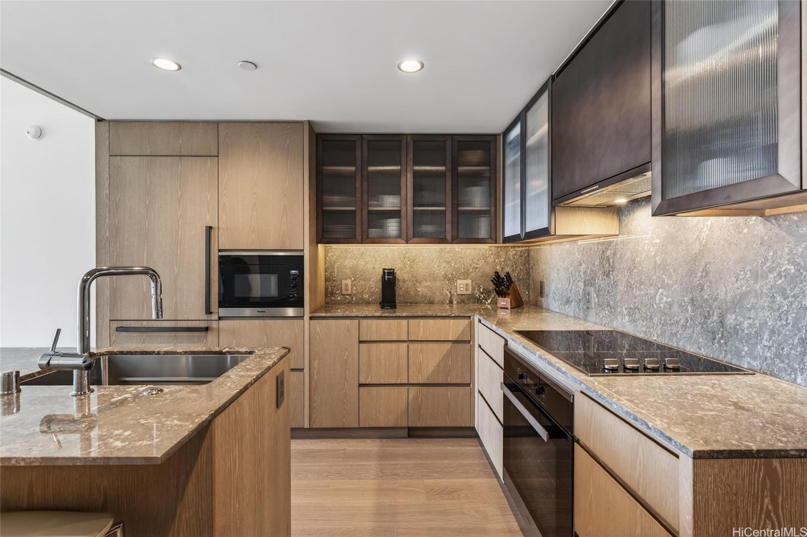 Koula condo # 2802, Honolulu, Hawaii - photo 9 of 25