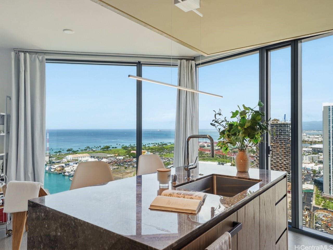 Koula condo # 2901, Honolulu, Hawaii - photo 2 of 20