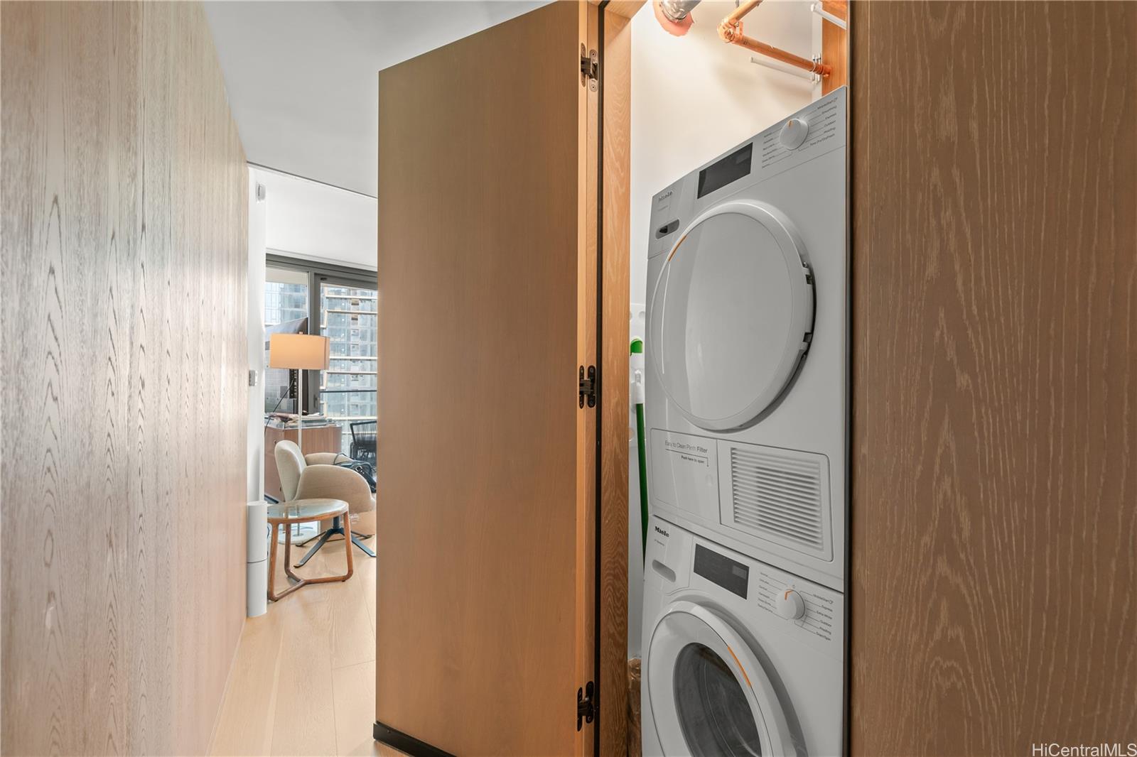 Koula condo # 2903, Honolulu, Hawaii - photo 4 of 24