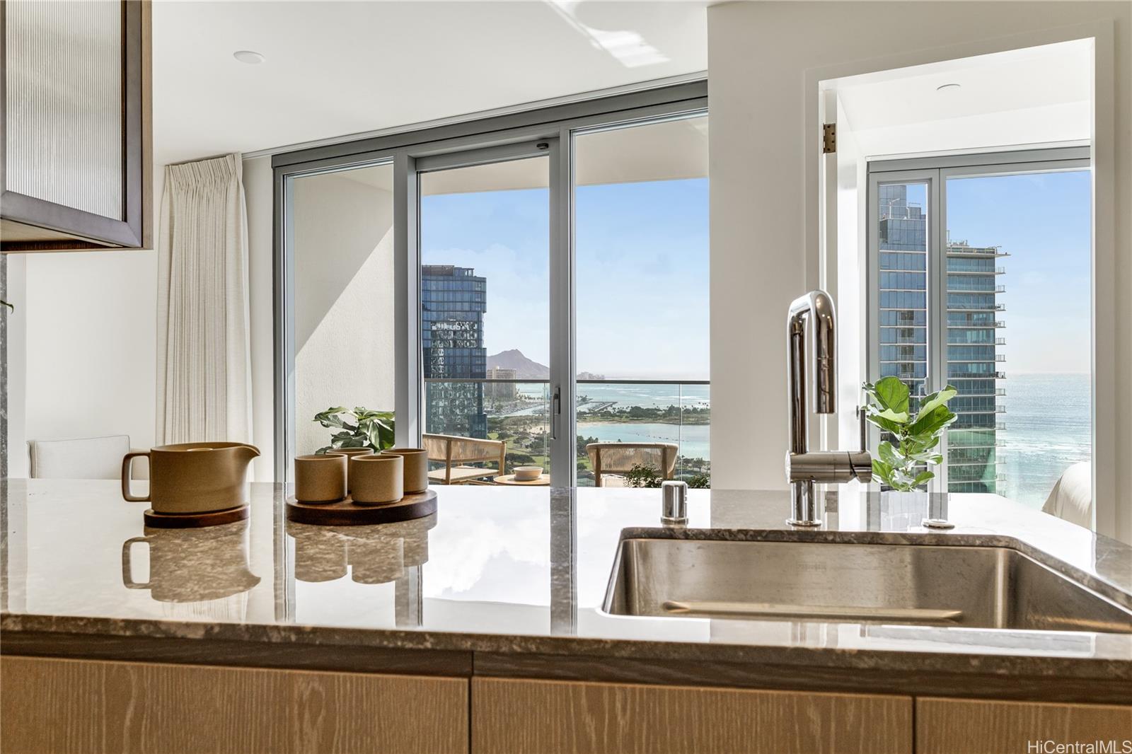 Koula condo # 3106, Honolulu, Hawaii - photo 4 of 25