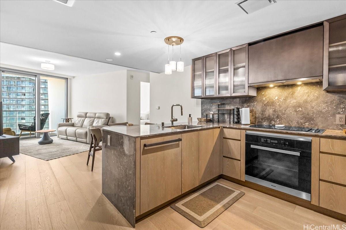 Koula condo # 3107, Honolulu, Hawaii - photo 4 of 25