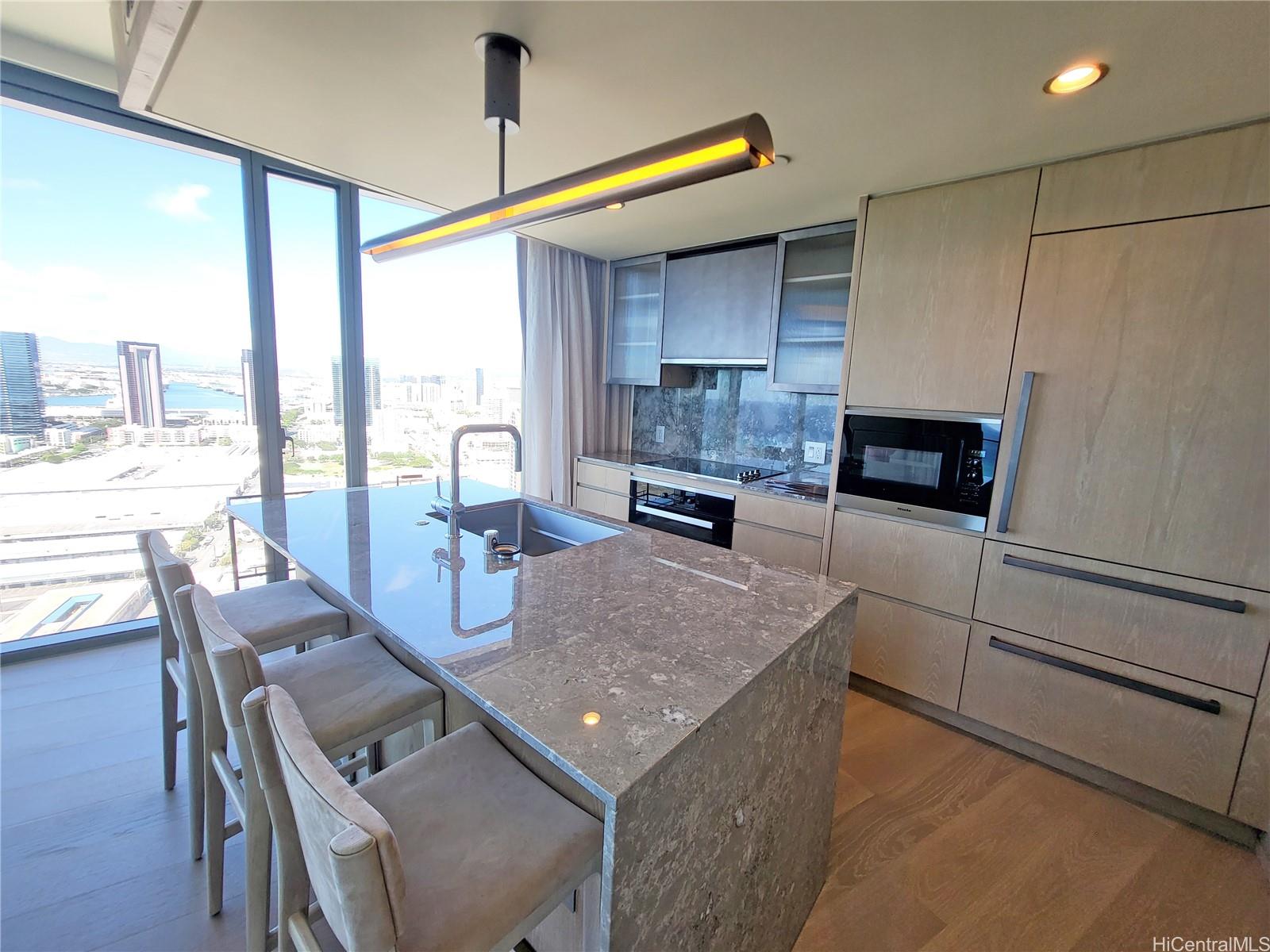 1000 Auahi St Honolulu - Rental - photo 9 of 25