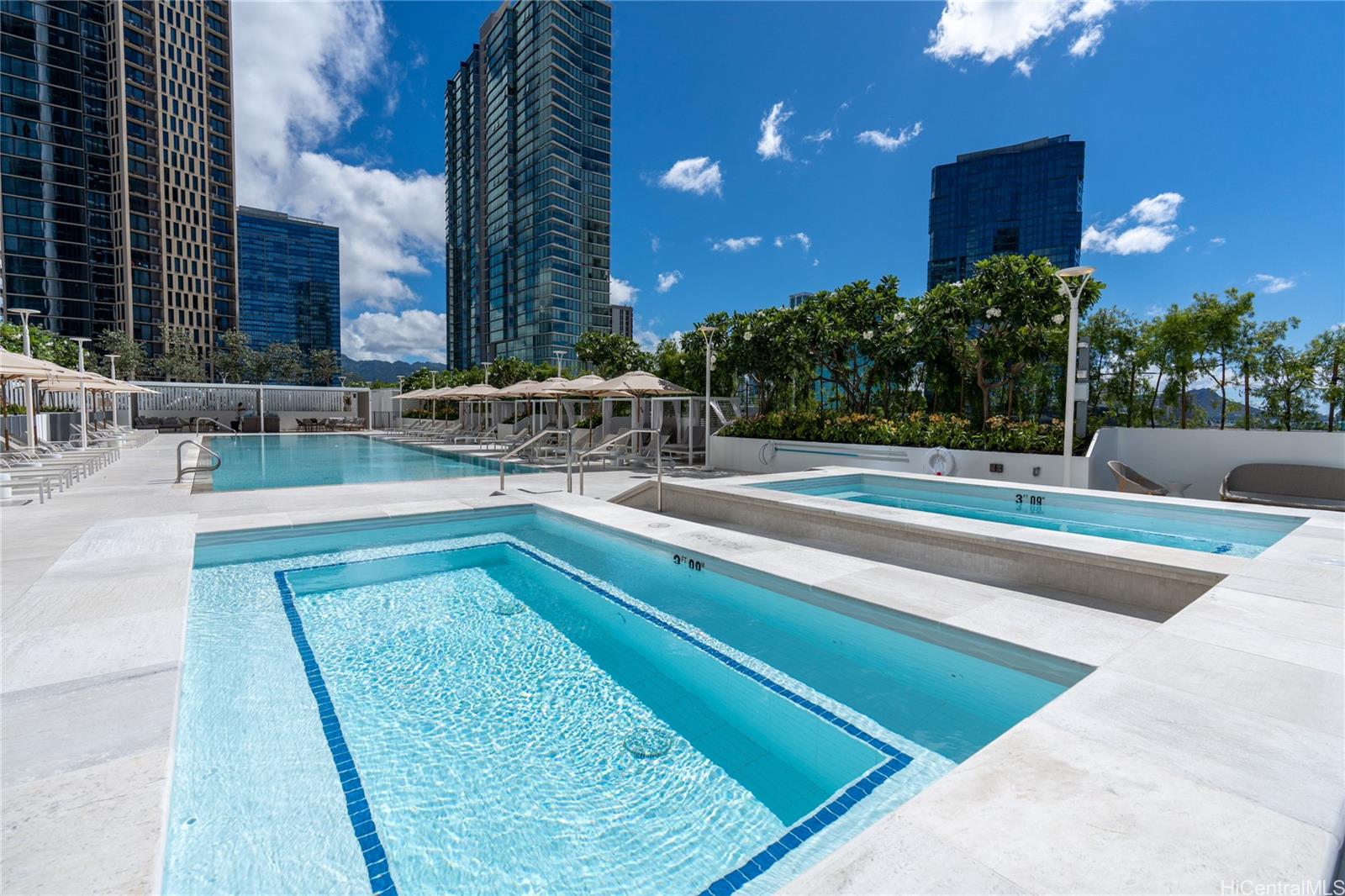 1000 Auahi St Honolulu - Rental - photo 15 of 25