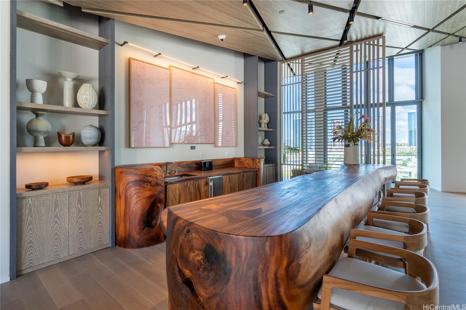 1000 Auahi St Honolulu - Rental - photo 18 of 25