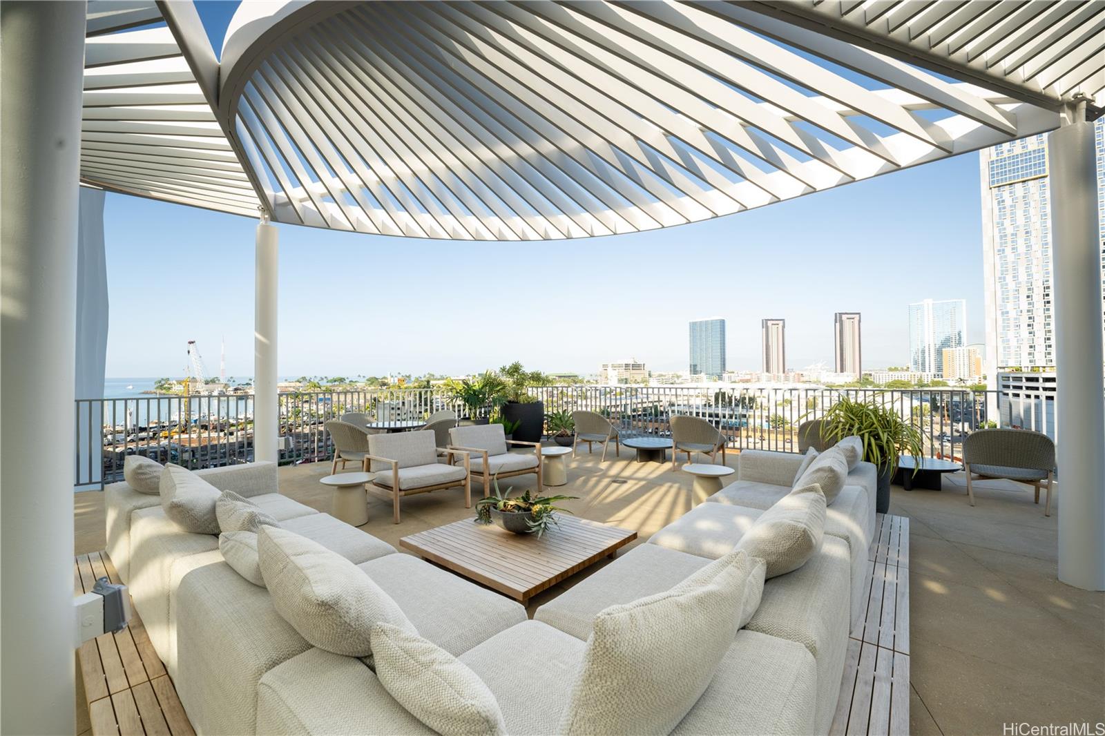 1000 Auahi St Honolulu - Rental - photo 16 of 21