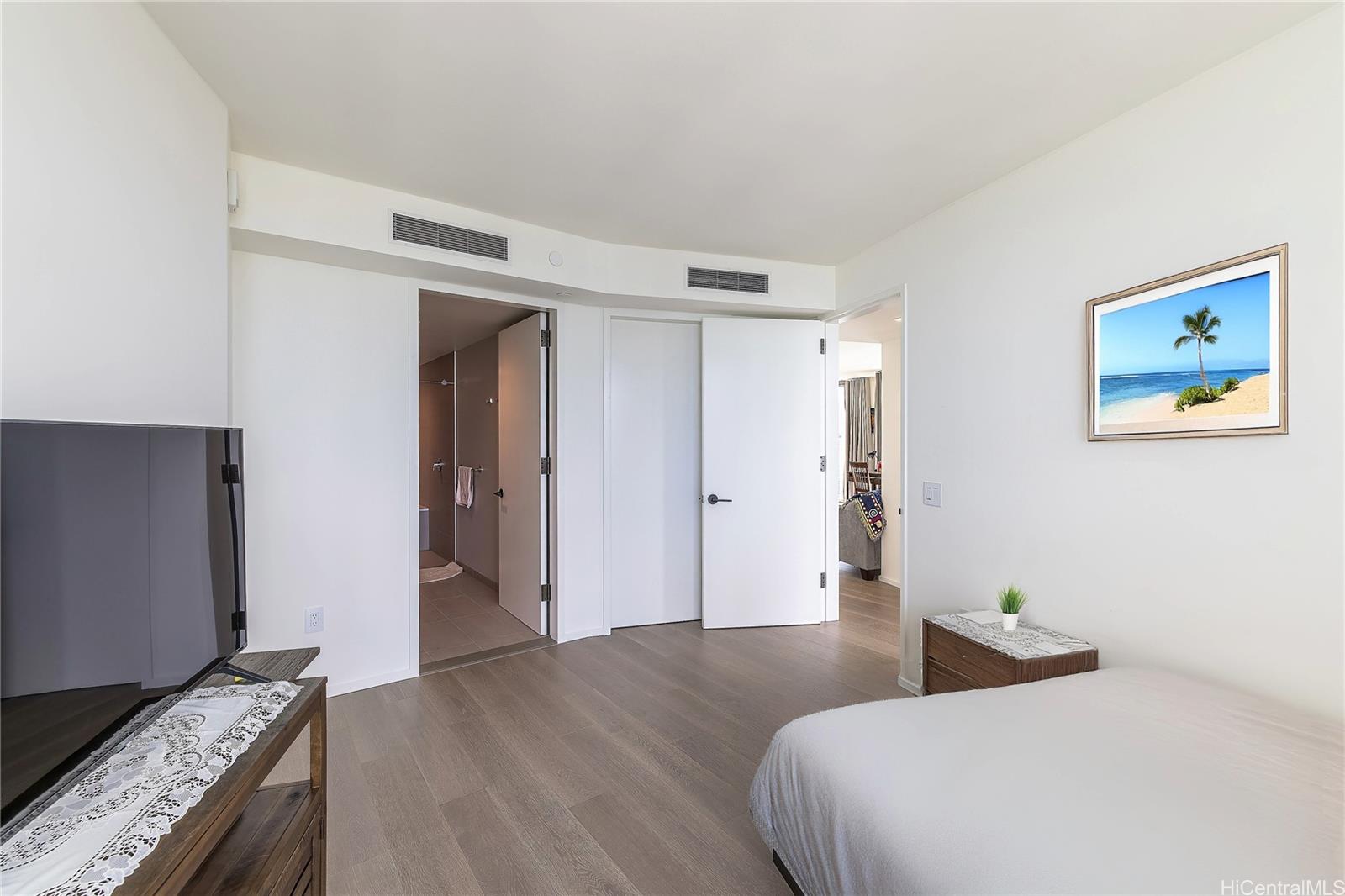 Koula condo # 3810, Honolulu, Hawaii - photo 10 of 24