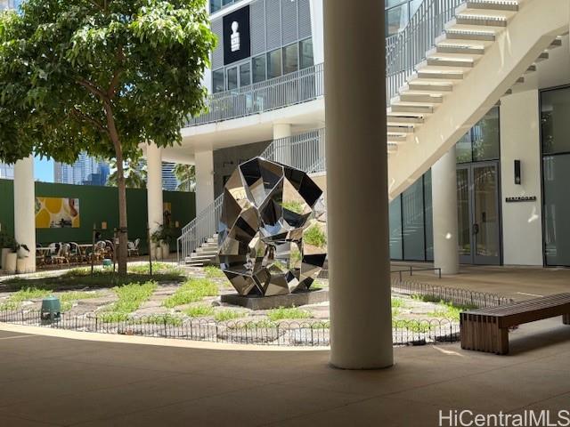 Koula condo # 403, Honolulu, Hawaii - photo 16 of 17